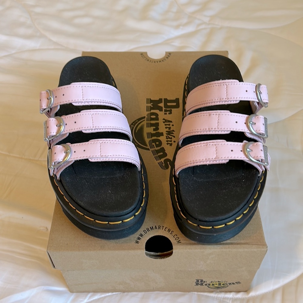 Dr. Martens Blaire Pink Leather Slides NIB woman’s size US7, EU38, UK5.